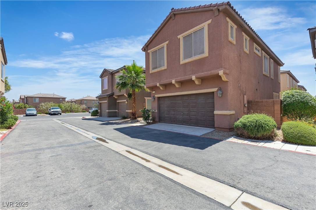 Henderson, NV 89011,715 Taliput Palm PL
