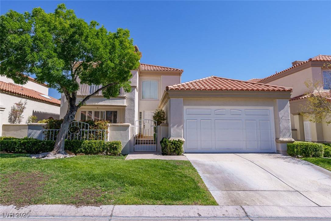 Las Vegas, NV 89113,8196 Horseshoe Bend LN