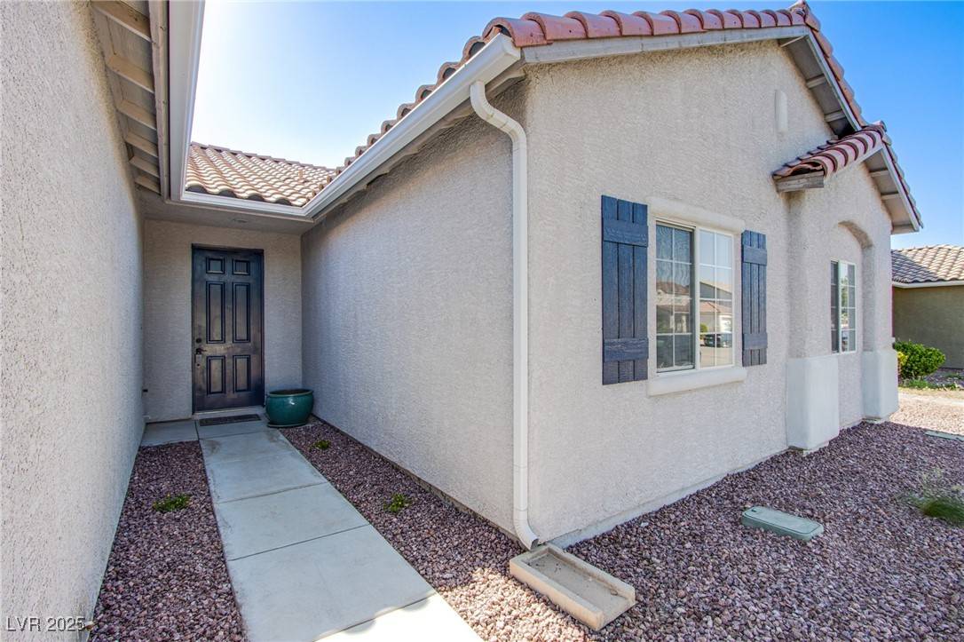 Las Vegas, NV 89118,5653 Artesia Lake CT