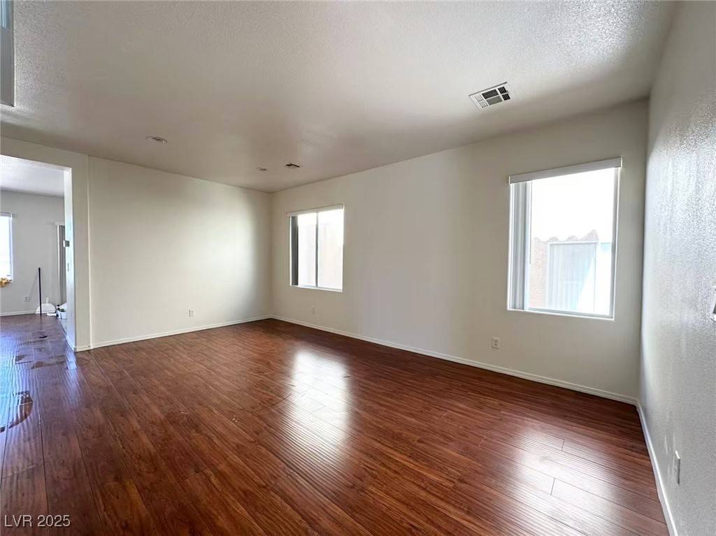 Las Vegas, NV 89139,6786 Castle Field CT