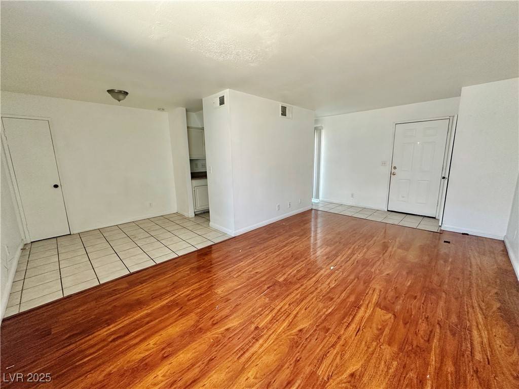 Las Vegas, NV 89103,3616 KOLENDO CT #A