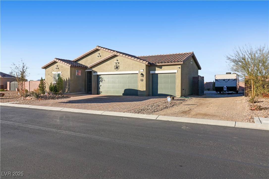 Pahrump, NV 89060,42 Late Harvest AVE