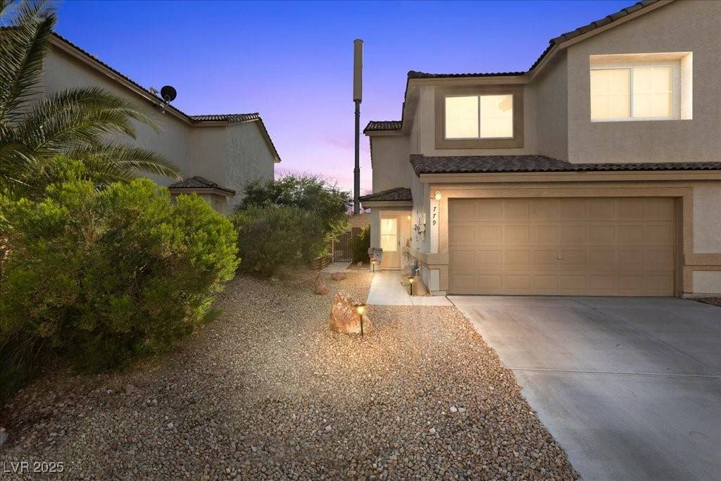 Henderson, NV 89015,779 Peregrine Falcon ST