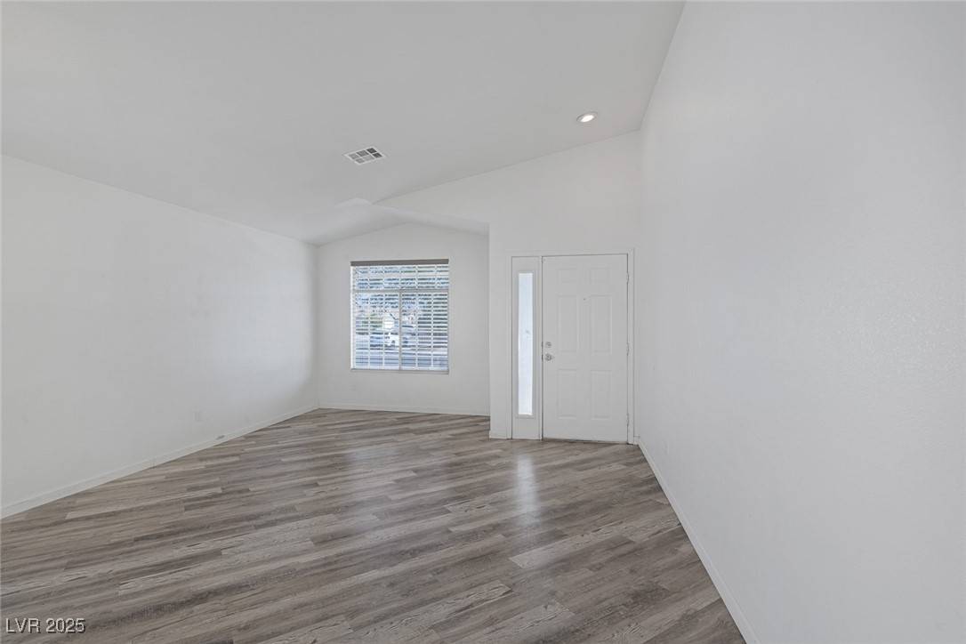 North Las Vegas, NV 89031,2410 Morocco AVE
