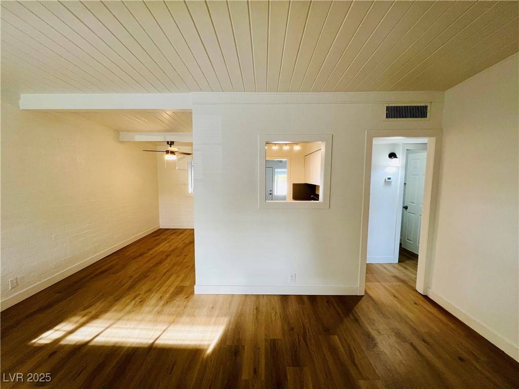 Las Vegas, NV 89107,700 N Minnesota ST