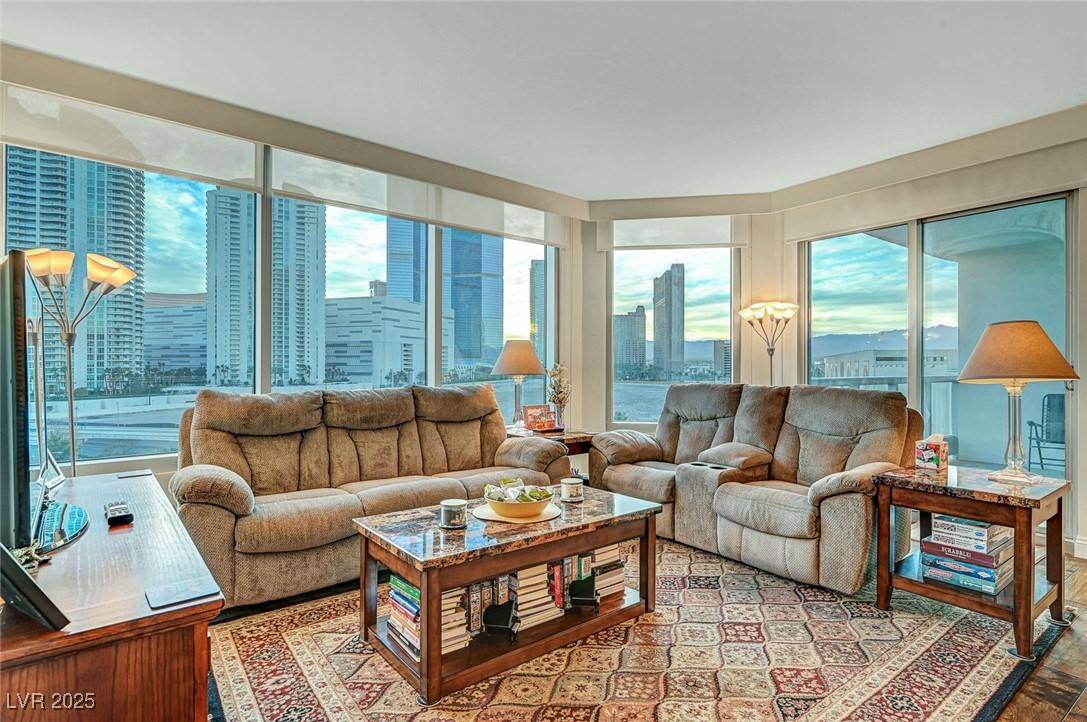 Las Vegas, NV 89109,222 Karen AVE #601
