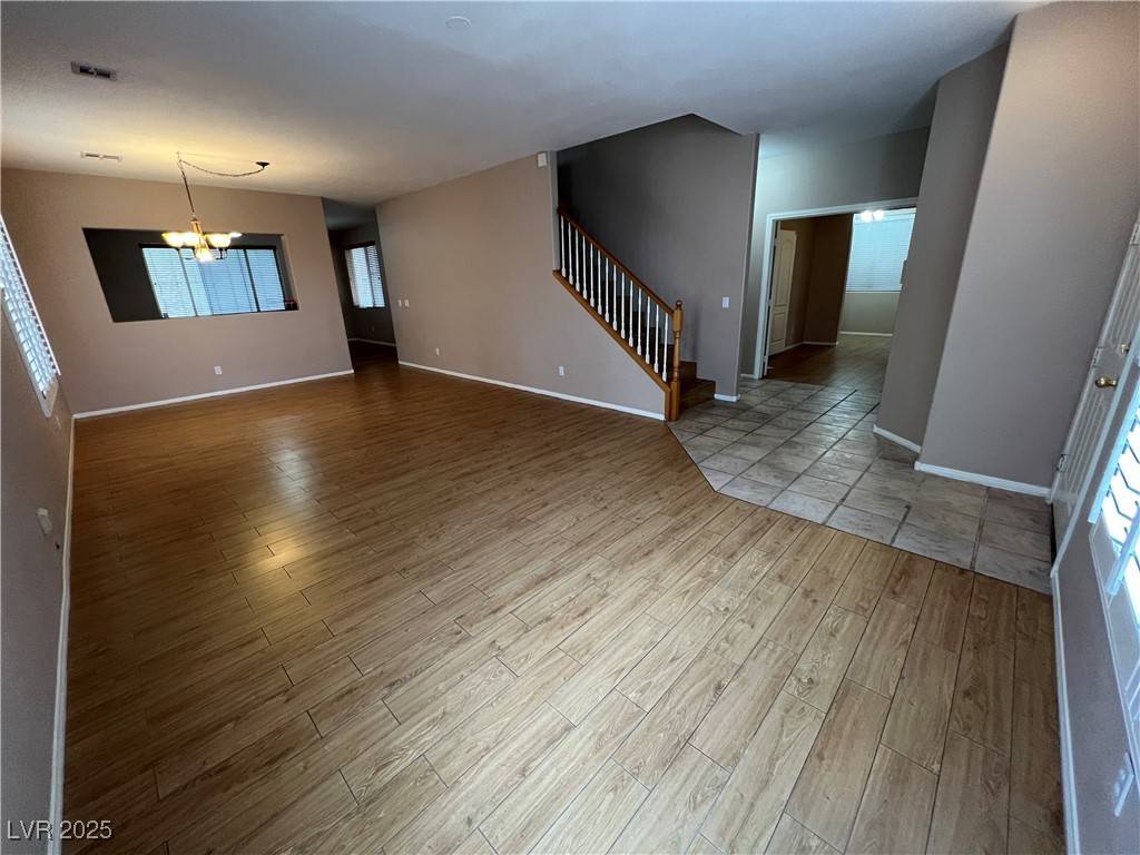 Henderson, NV 89012,197 OELLA RIDGE CT #-