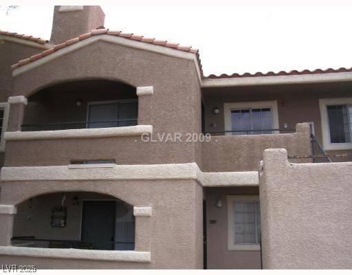 Las Vegas, NV 89107,5220 Mission Carmel LN #207