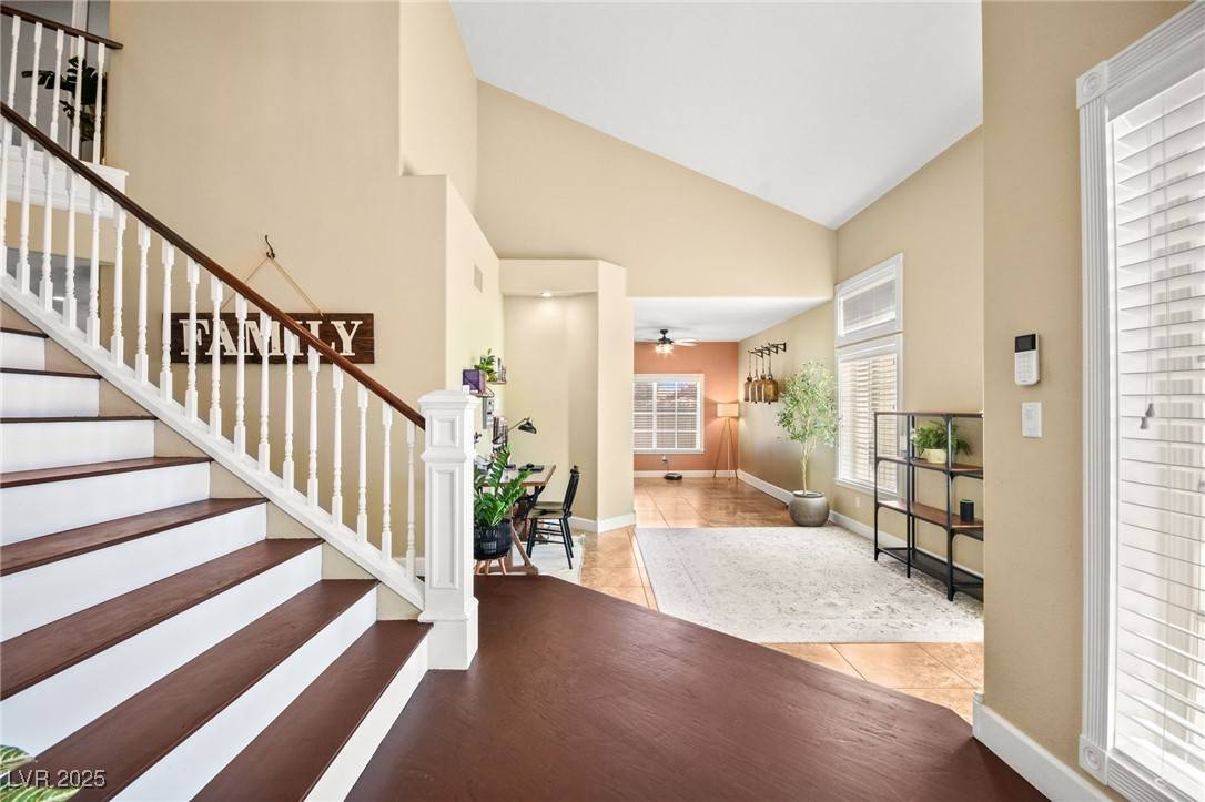 Las Vegas, NV 89117,2021 Summit Pointe DR