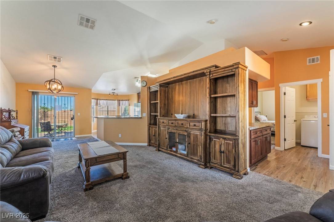 Henderson, NV 89015,420 Aloha DR