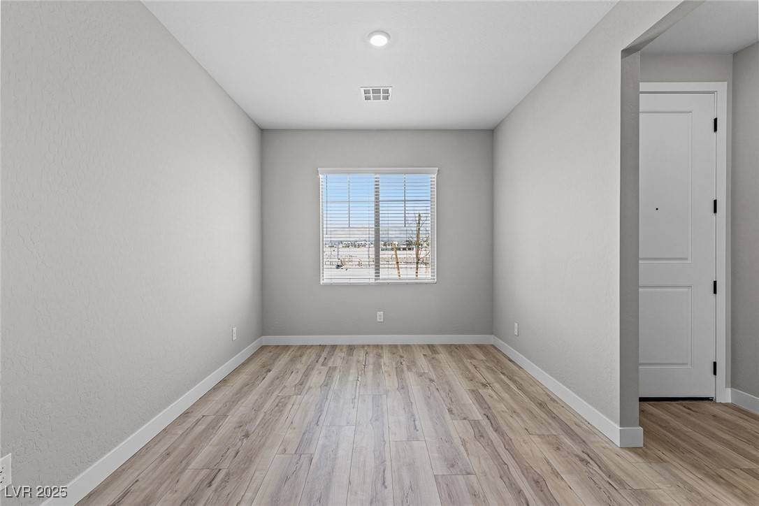 North Las Vegas, NV 89032,4412 Cave Lake AVE