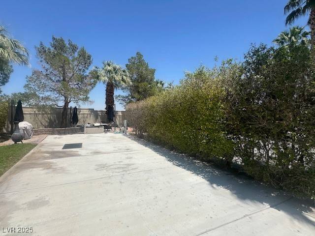 Las Vegas, NV 89139,8175 Arville ST #11