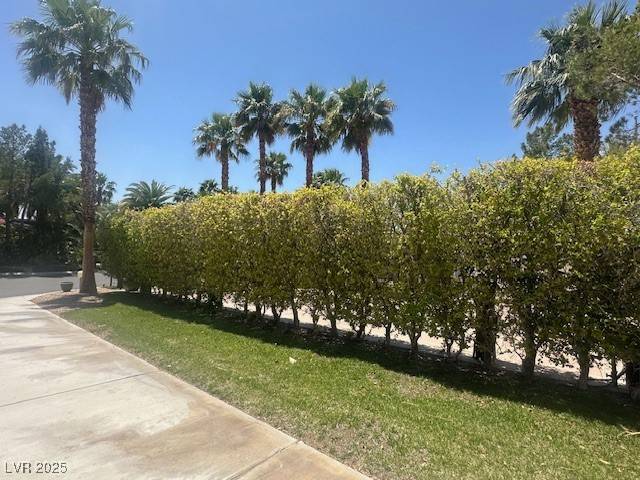 Las Vegas, NV 89139,8175 Arville ST #11