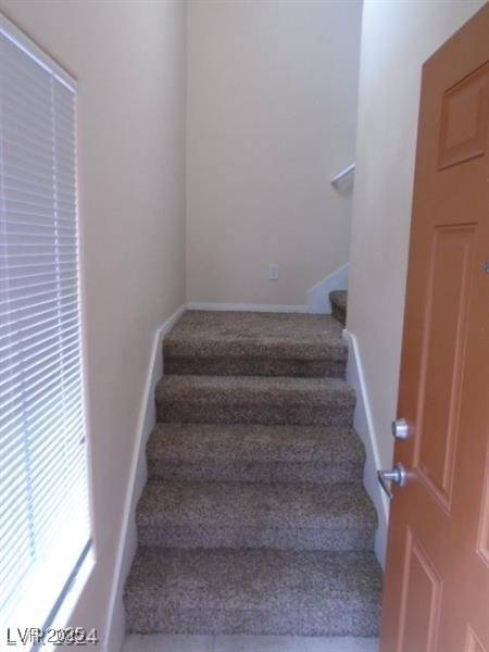 Las Vegas, NV 89113,7701 W Robindale RD #259