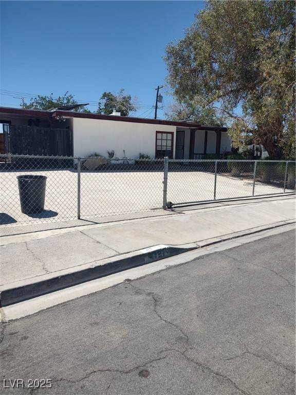 Las Vegas, NV 89121,4727 Conrad ST