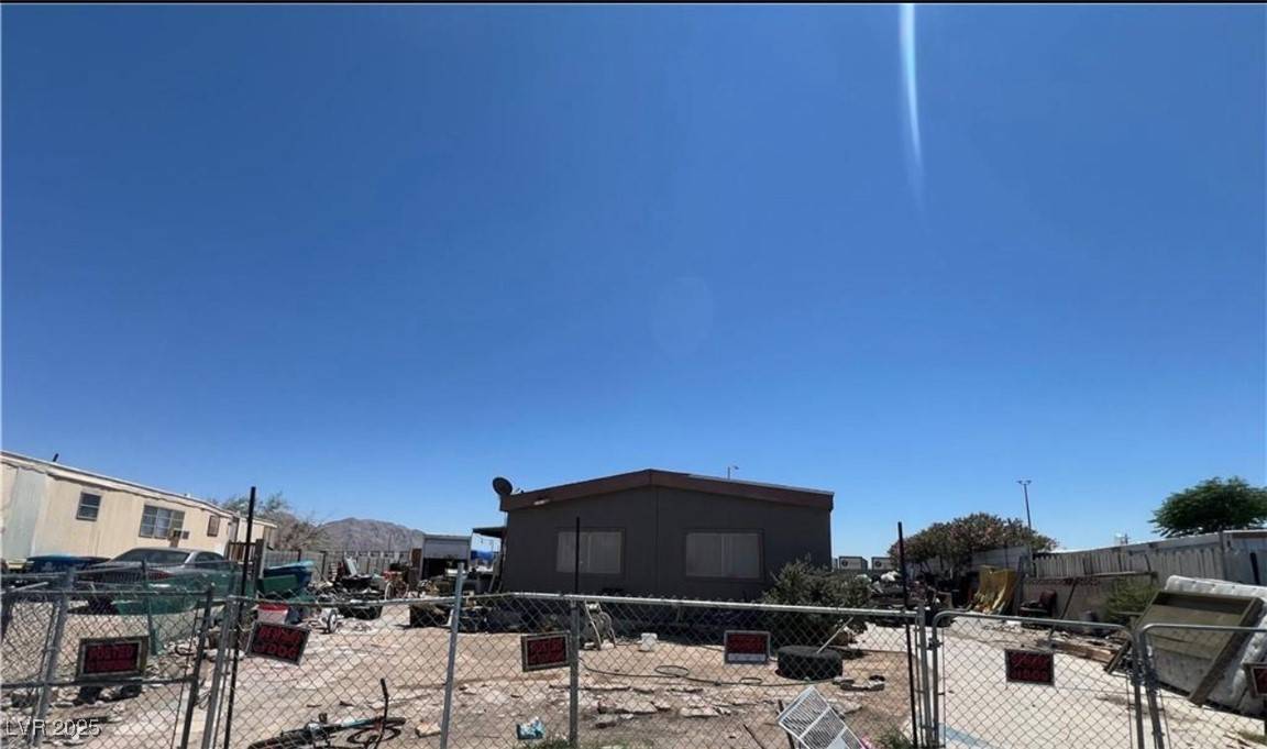 Las Vegas, NV 89115,4539 Amargosa WAY