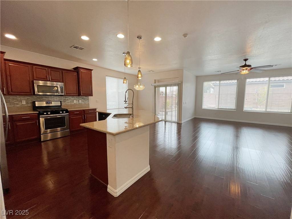 Las Vegas, NV 89178,6946 Motley RD
