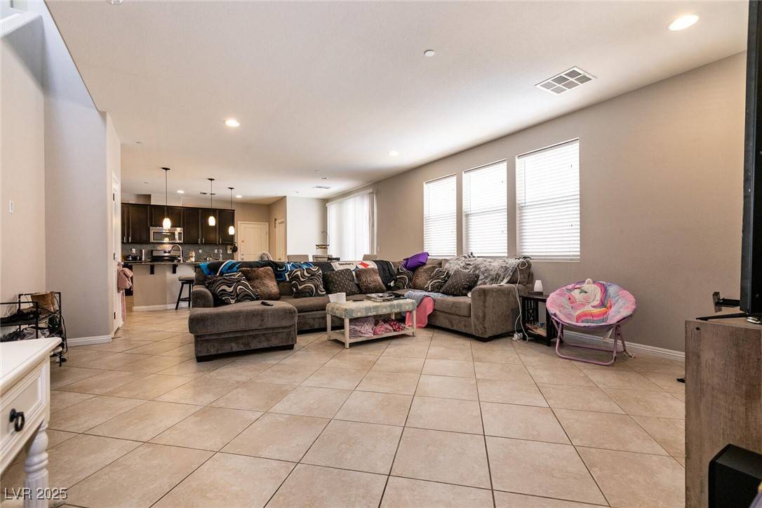 Henderson, NV 89044,3045 Camino Rico AVE