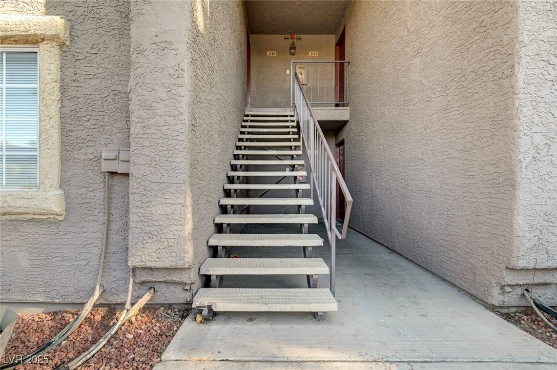 Las Vegas, NV 89117,2750 S Durango DR #2111