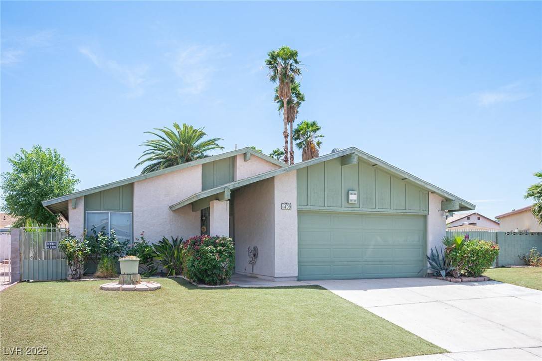 Las Vegas, NV 89108,4409 Rosebank CIR
