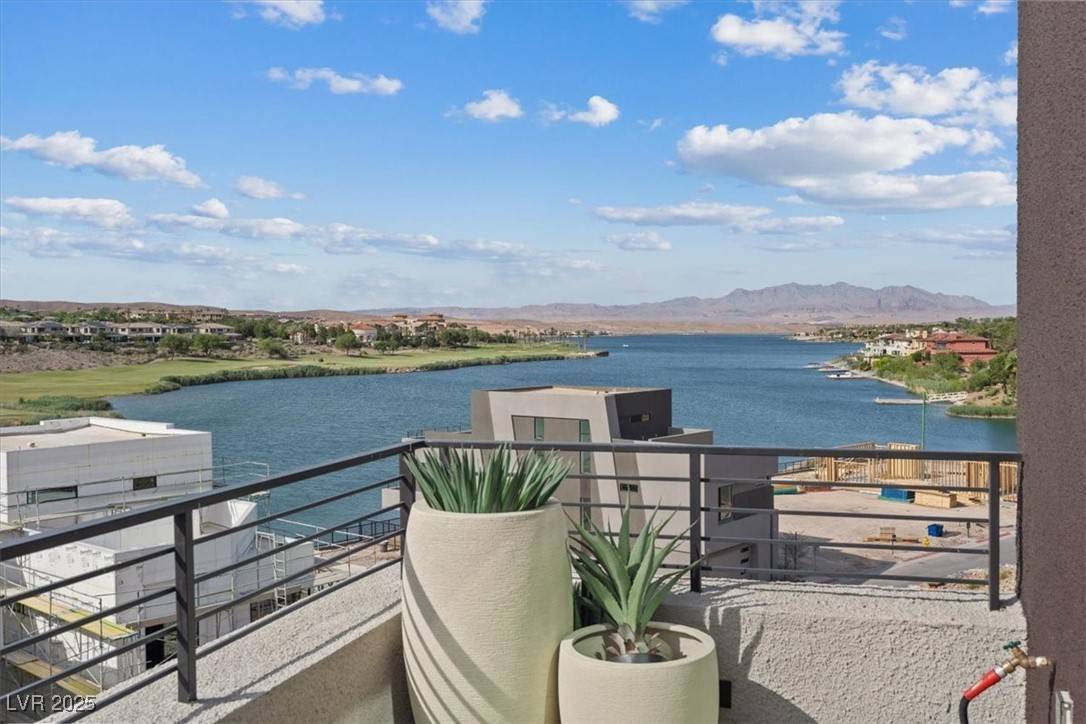 Henderson, NV 89011,40 Heron Harbour DR