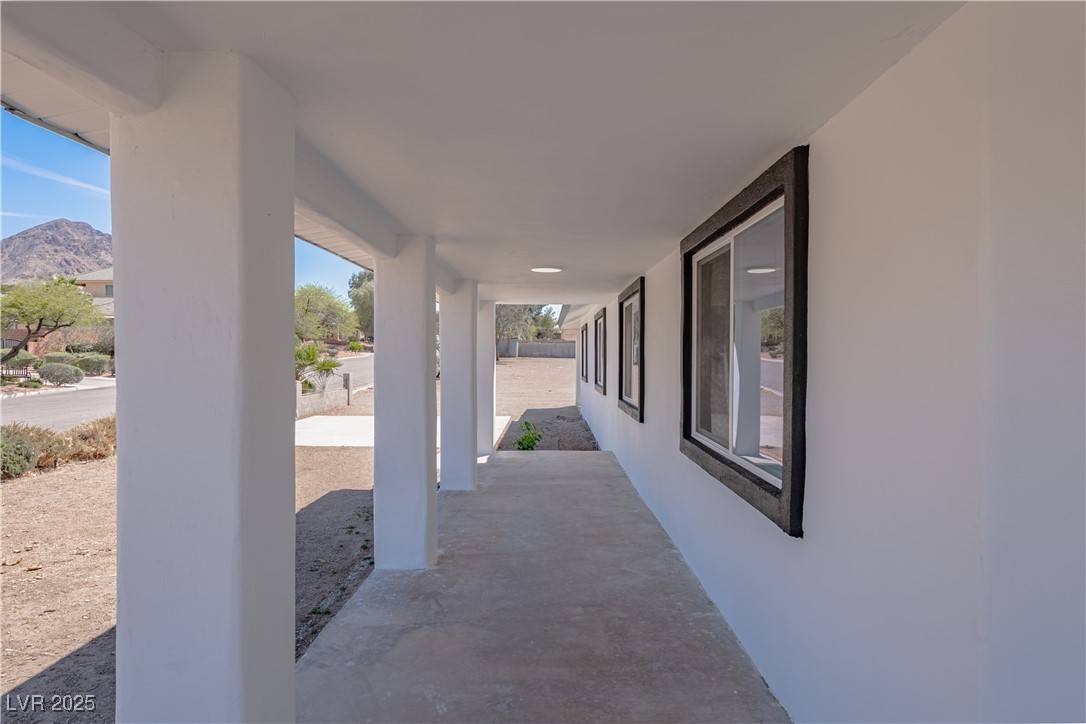 Henderson, NV 89002,1227 San Gabriel AVE
