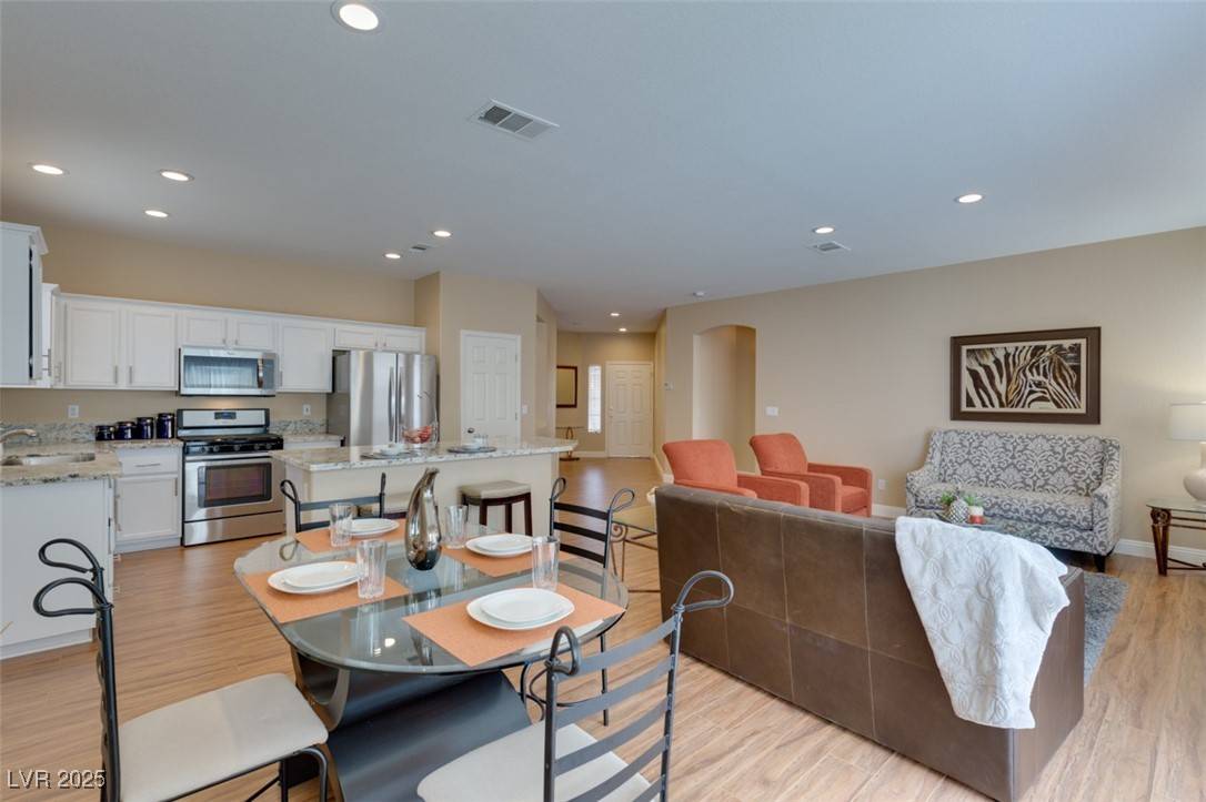 Las Vegas, NV 89135,10243 Songsparrow CT