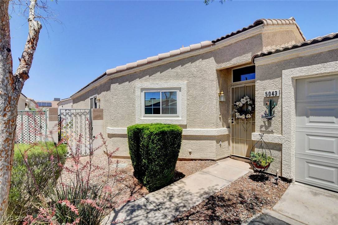 Las Vegas, NV 89122,5043 Mascaro DR