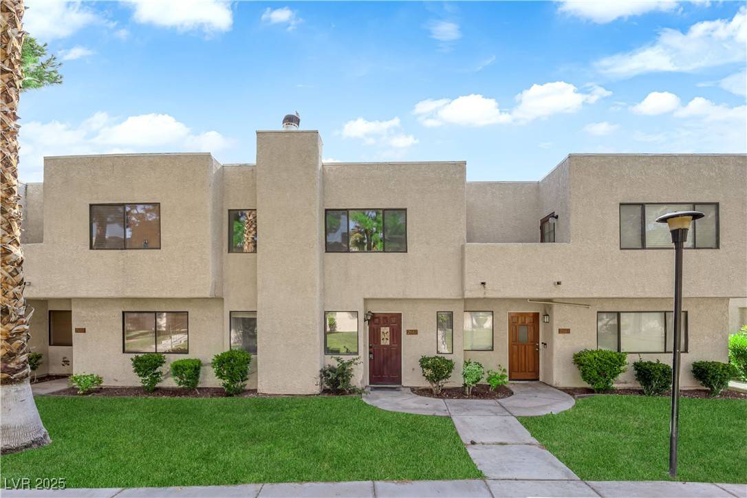 Las Vegas, NV 89121,2661 Ruthe Duarte AVE