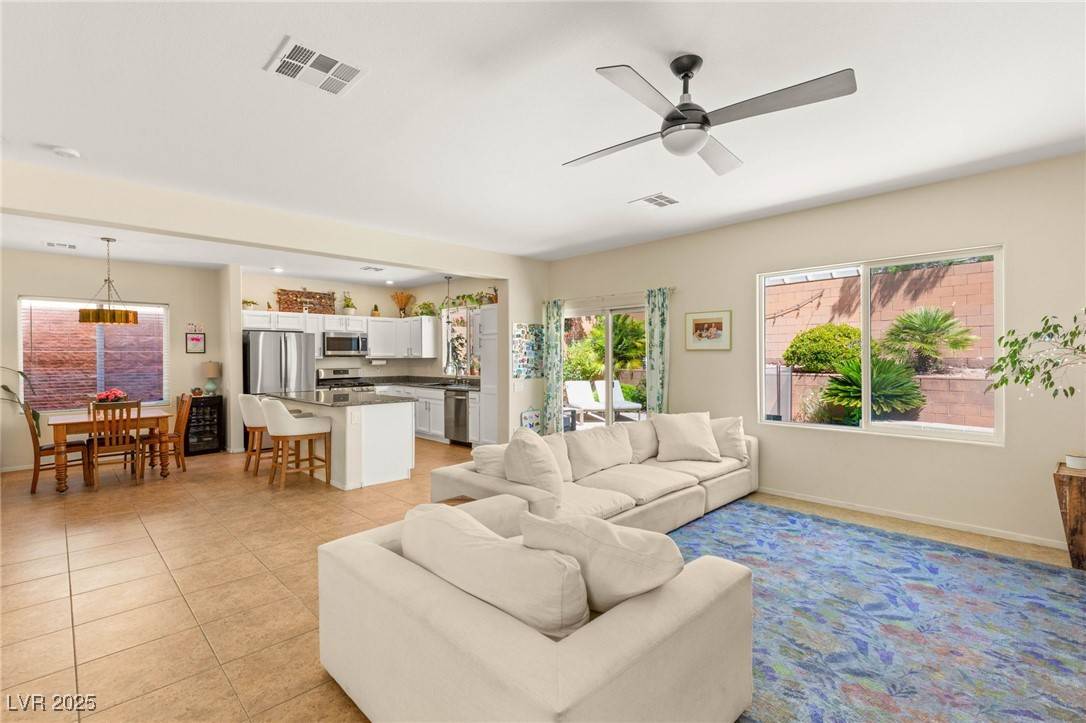 Las Vegas, NV 89138,11226 Kenyan Sunshine CT