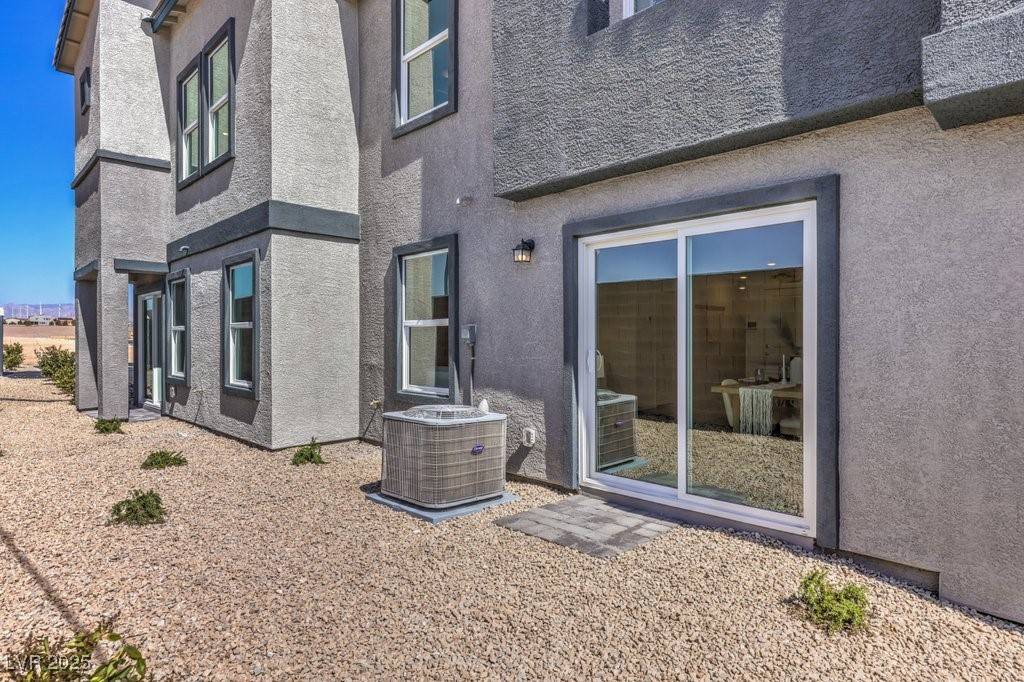 North Las Vegas, NV 89081,2510 Petunia Garden ST #227