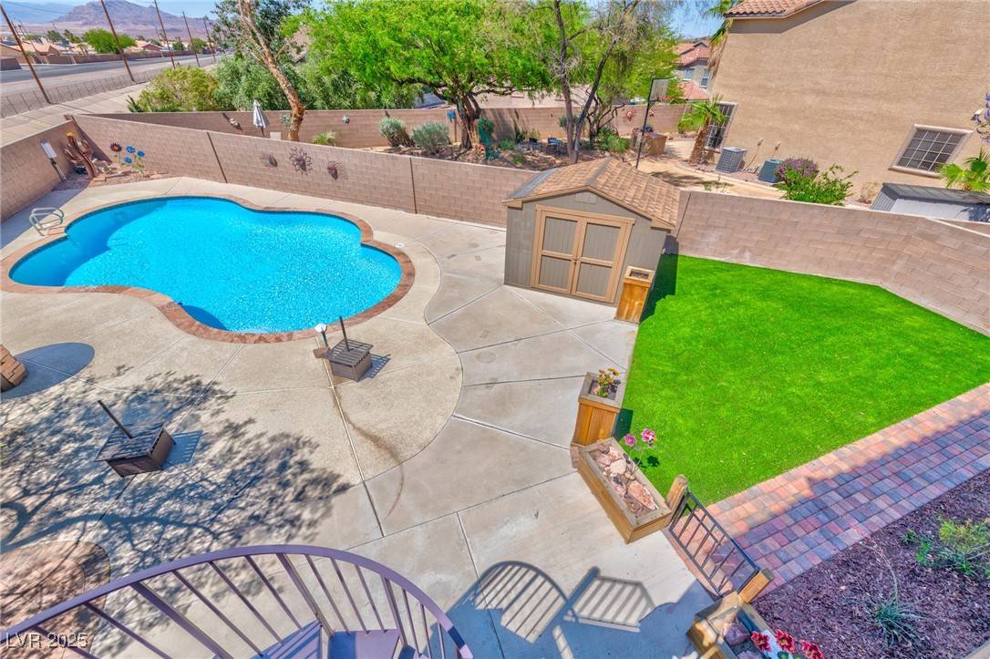 Henderson, NV 89015,201 Palmarosa ST