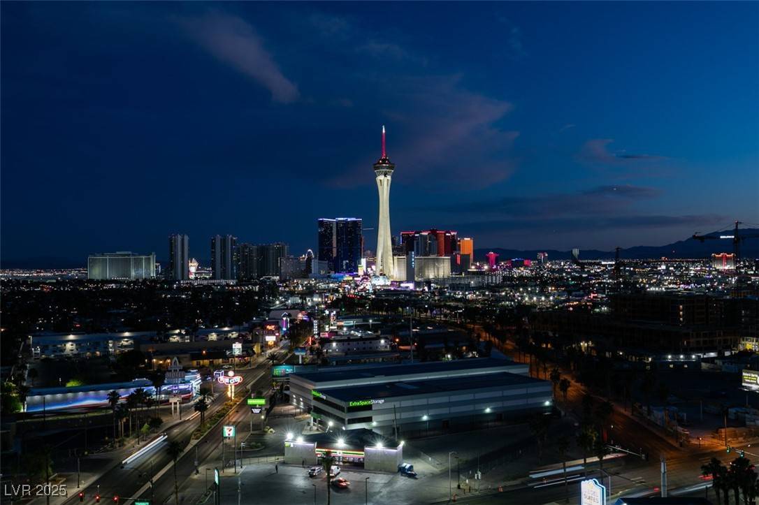 Las Vegas, NV 89101,900 Las Vegas BLVD #1209