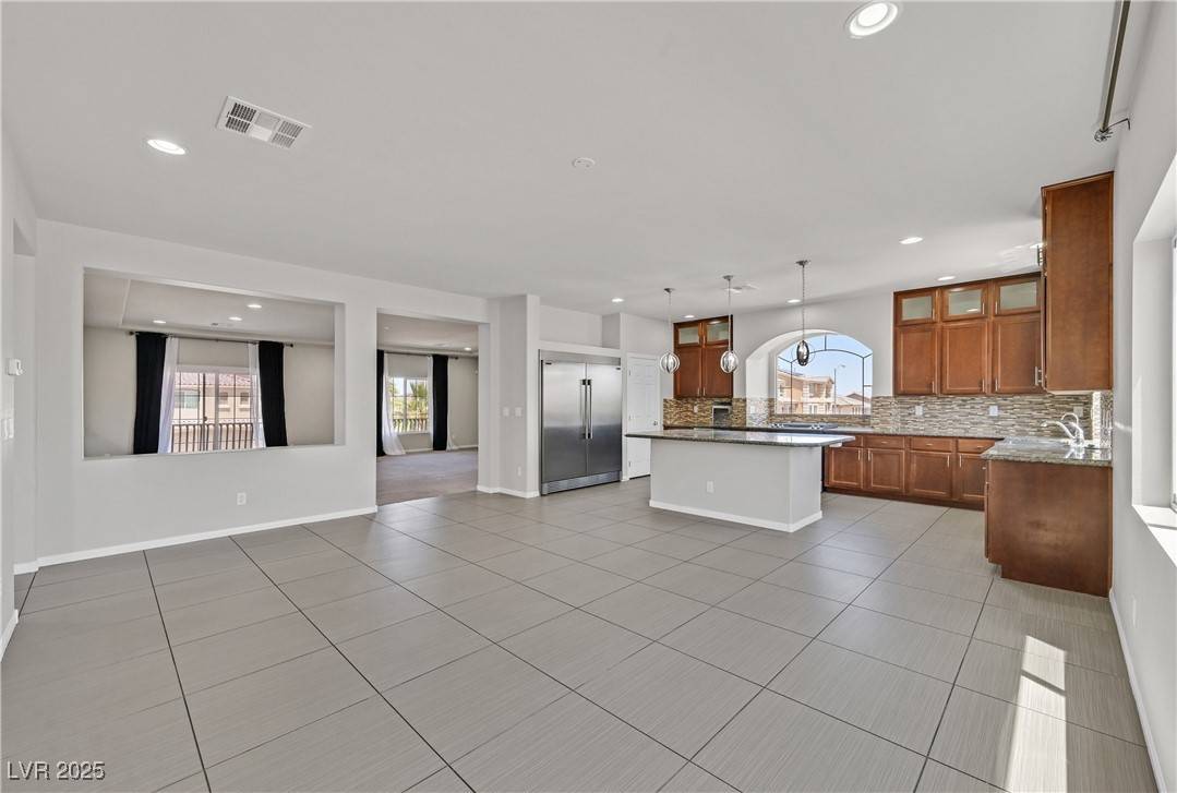 Las Vegas, NV 89139,6507 Creekside Cellars CT