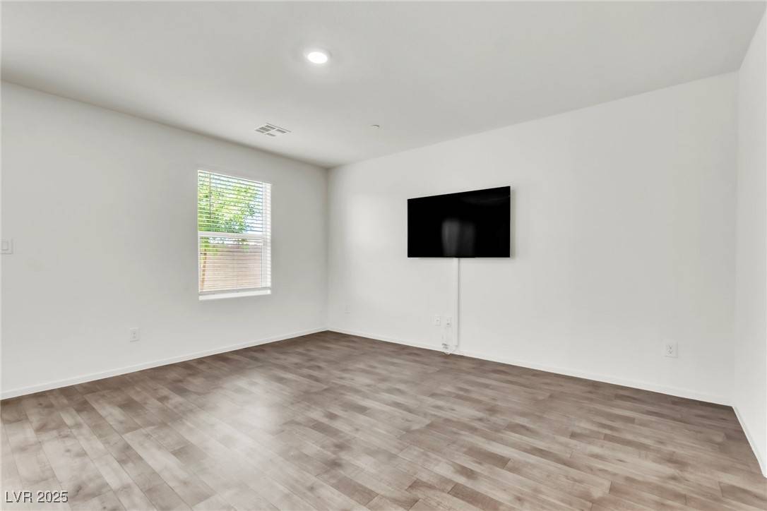 Las Vegas, NV 89113,7977 Whisper Words AVE