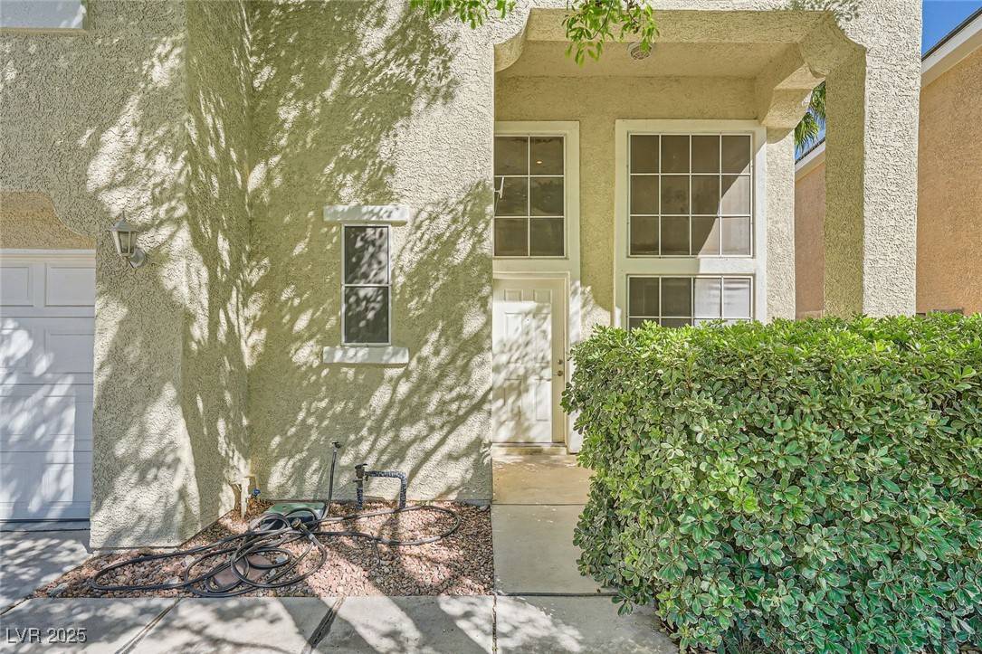 Las Vegas, NV 89144,1116 Avellino LN
