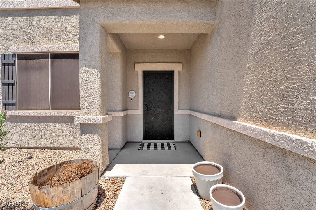 Henderson, NV 89011,184 Bird Cove AVE