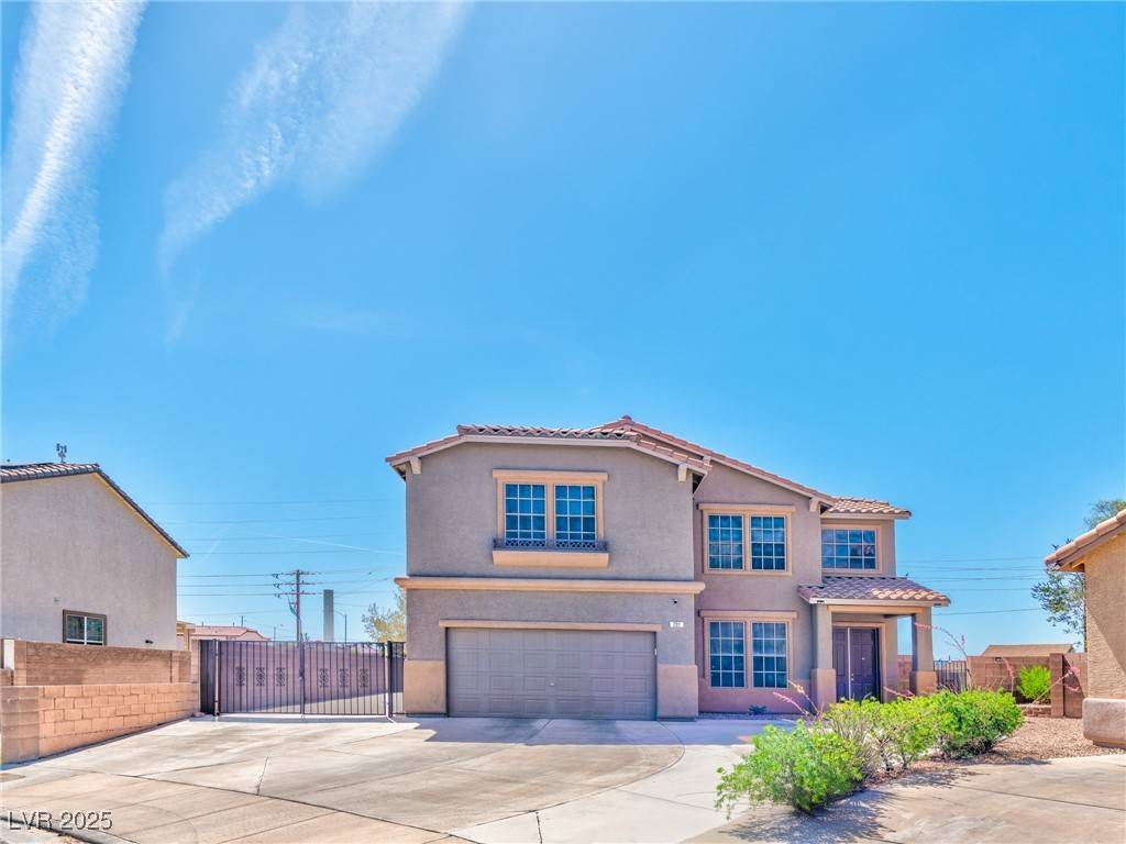Henderson, NV 89015,201 Palmarosa ST