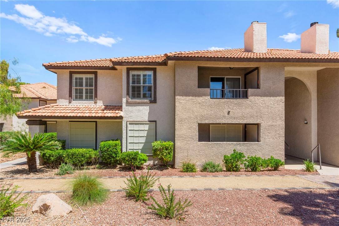 Las Vegas, NV 89117,2606 S Durango DR #245