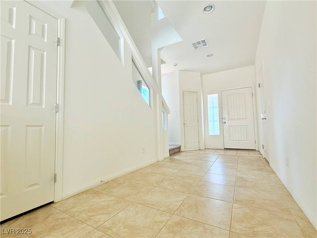 Las Vegas, NV 89118,6158 Fielding Hills RD