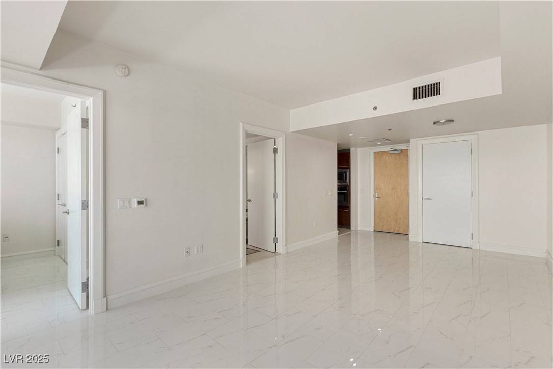 Las Vegas, NV 89109,2700 Las Vegas BLVD #3005