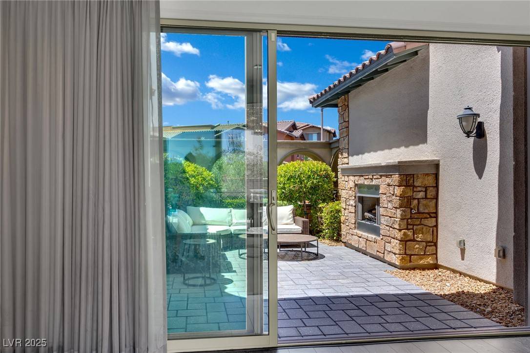 Las Vegas, NV 89138,362 Port Reggio ST