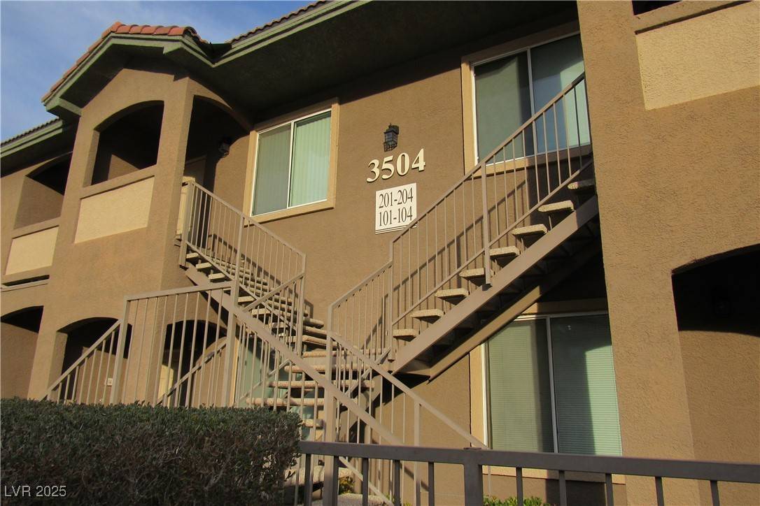 Las Vegas, NV 89129,3504 Desert Cliff ST #202