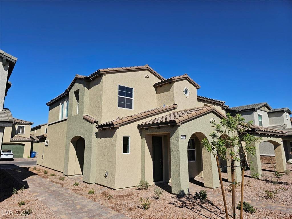 Henderson, NV 89011,185 Vanhoy AVE
