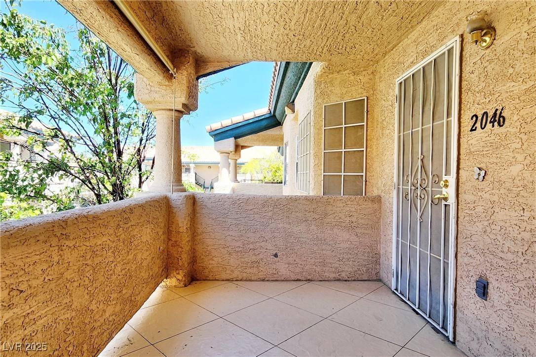 Las Vegas, NV 89117,8410 Eldora AVE #2046