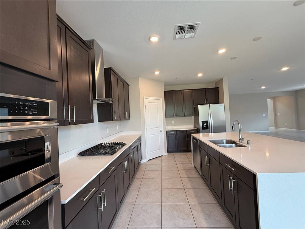 Henderson, NV 89044,2620 Tolmezzo ST