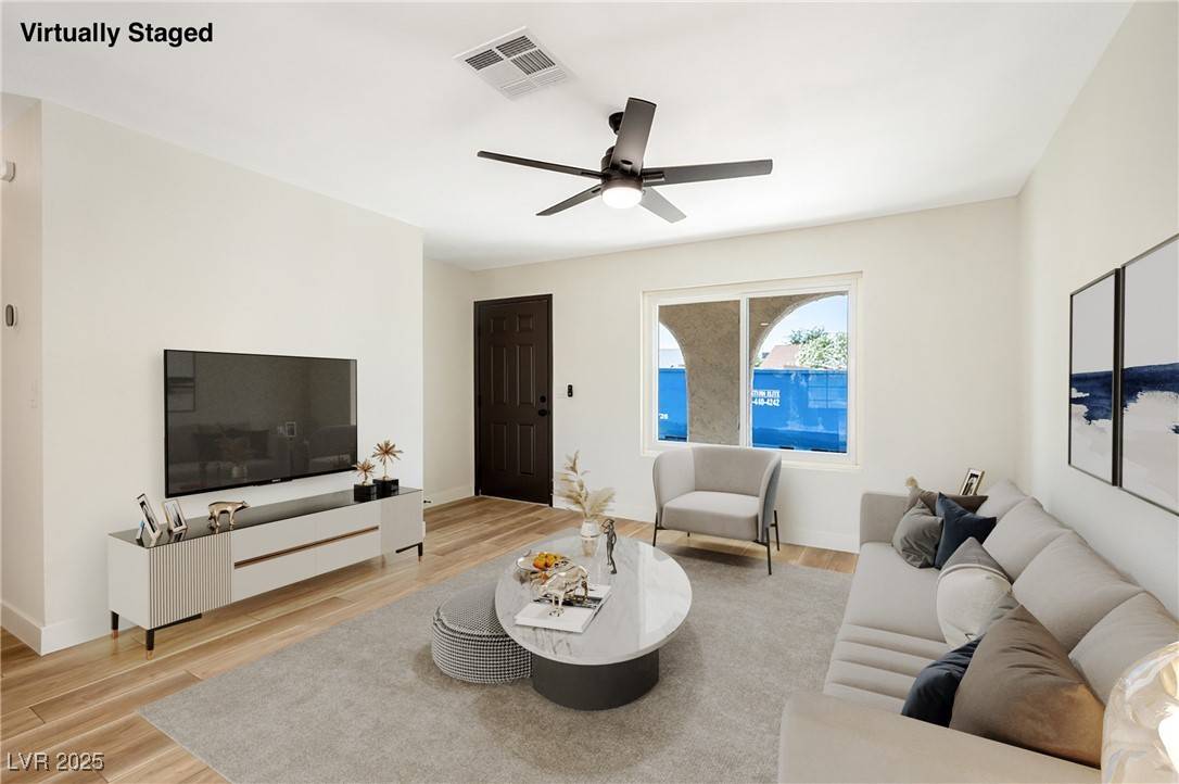 Henderson, NV 89015,239 Concho DR
