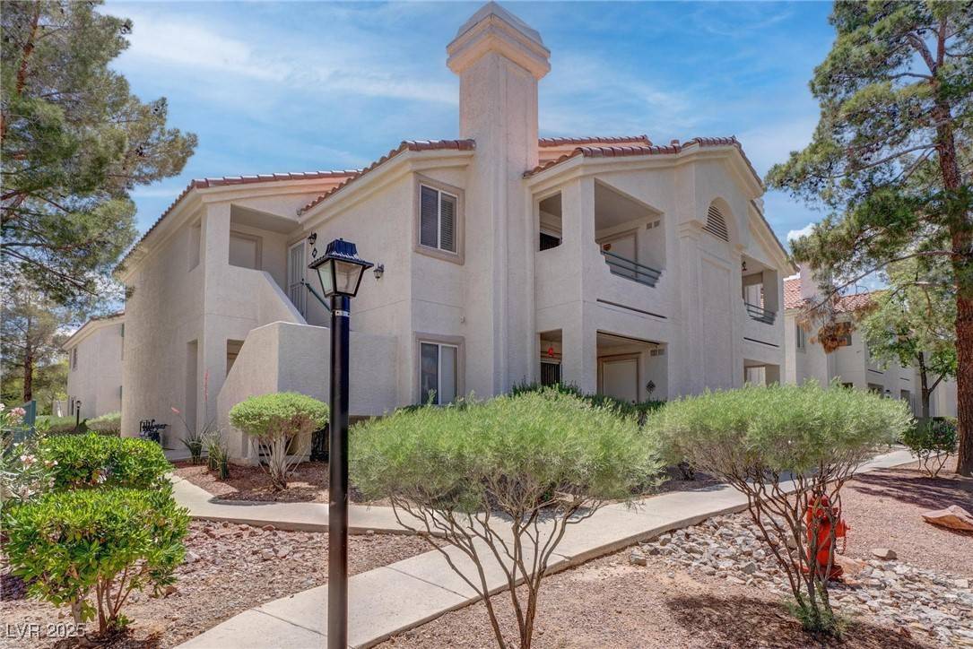Las Vegas, NV 89145,7905 Idledale CT #102