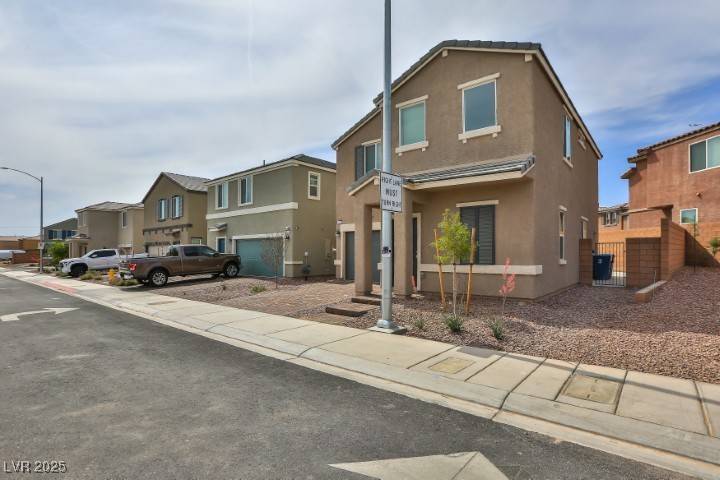 Las Vegas, NV 89122,6207 Hamilton AVE