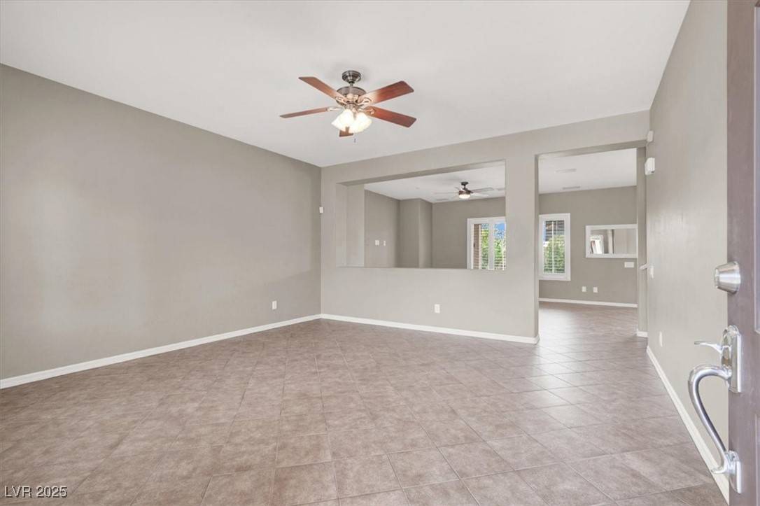Henderson, NV 89002,176 Jay Porter AVE